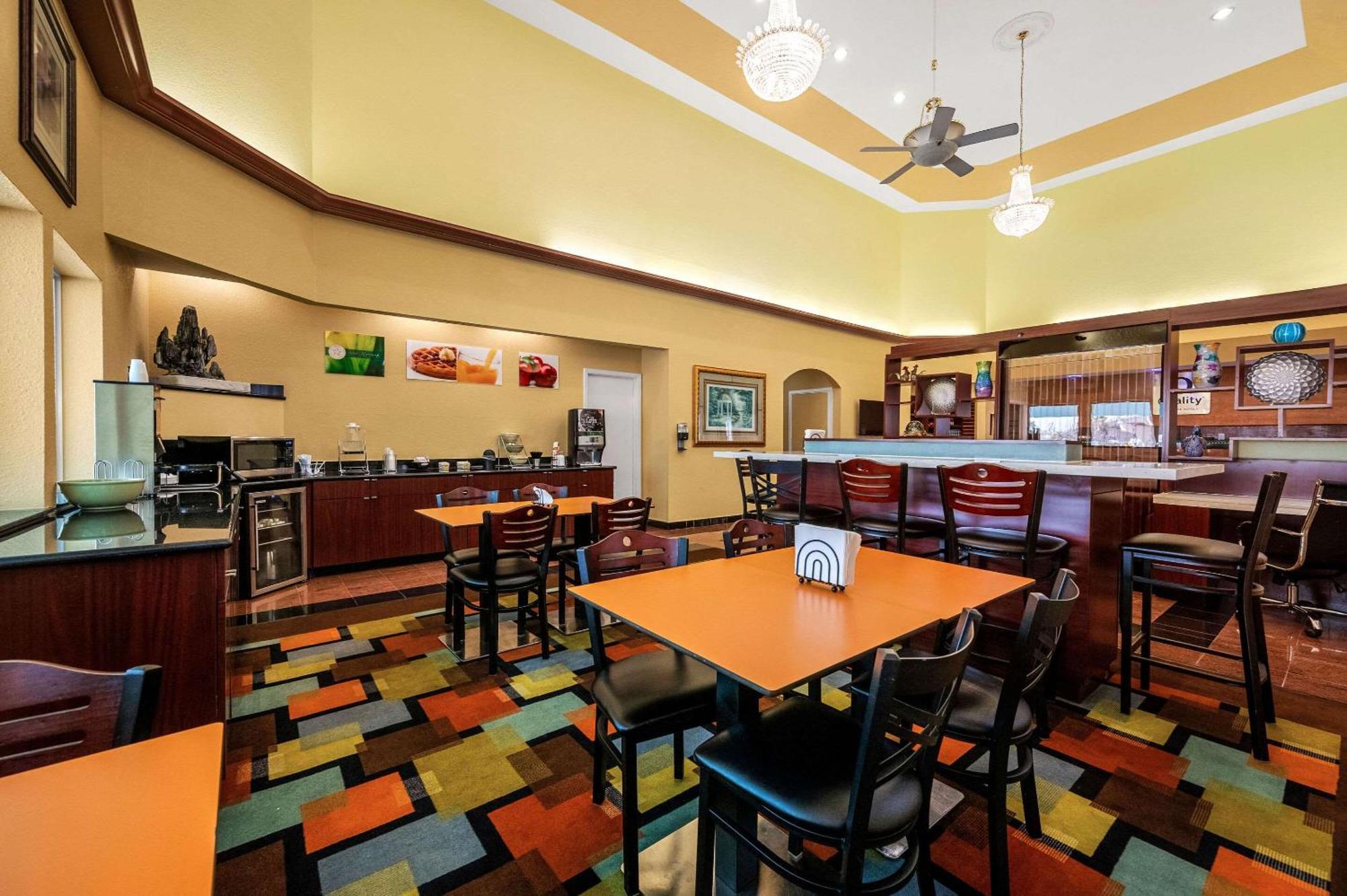 温莎贝斯特韦斯特套房酒店 赛普里斯 外观 照片